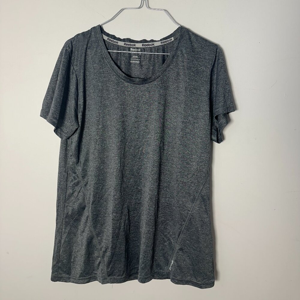 EUC Reebok Womens Gray Short Sleeve Shirt Top XL  Extra Large
